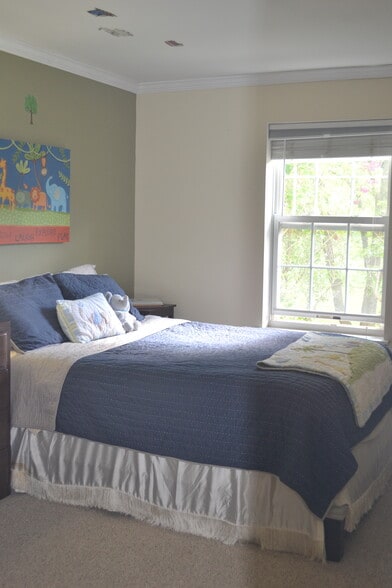 Bedroom 2 - 380 Hildred Dr