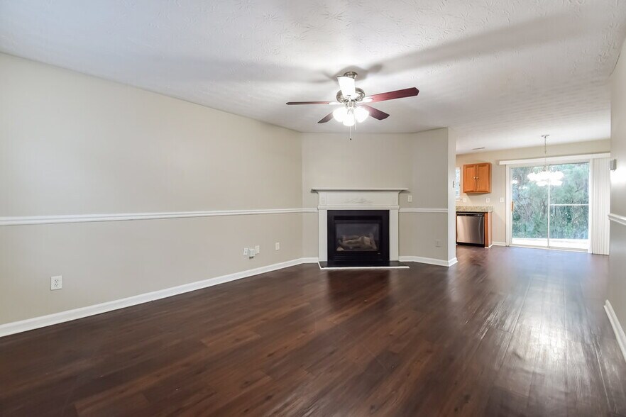 Building Photo - 343 Clearsprings Dr