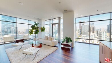 Building Photo - 1100 S Hope St