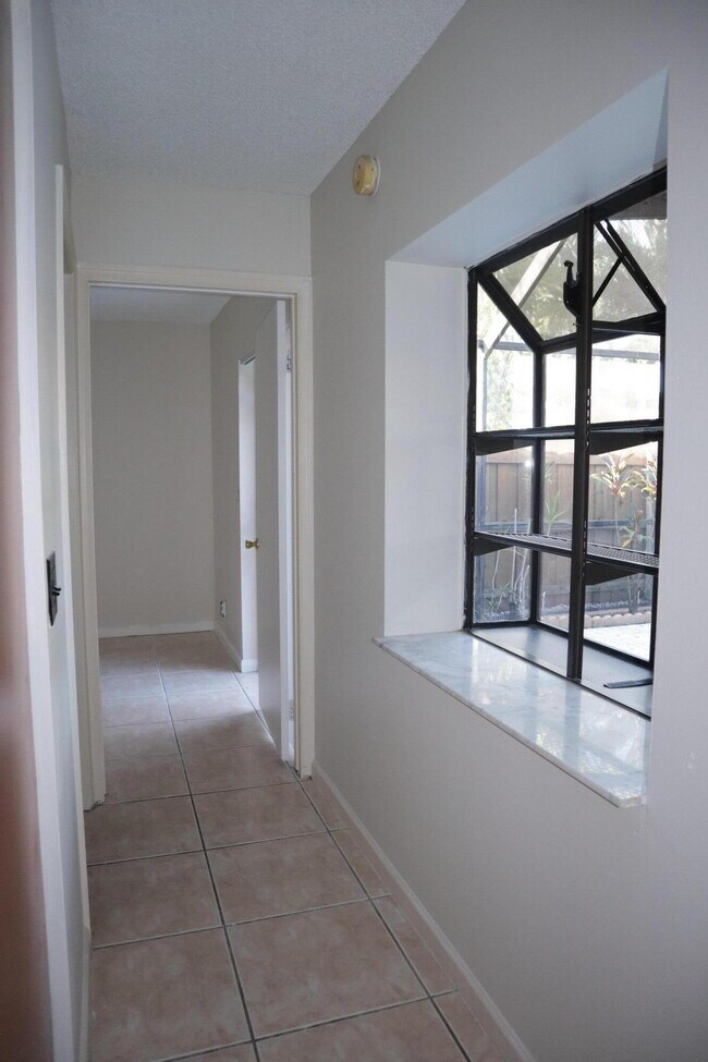 Building Photo - 6190 Seven Springs Blvd