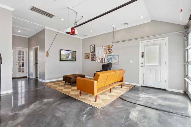 Building Photo - 2523 NW 57th St