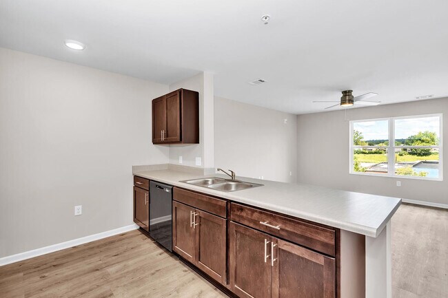 Building Photo - Watson Pointe