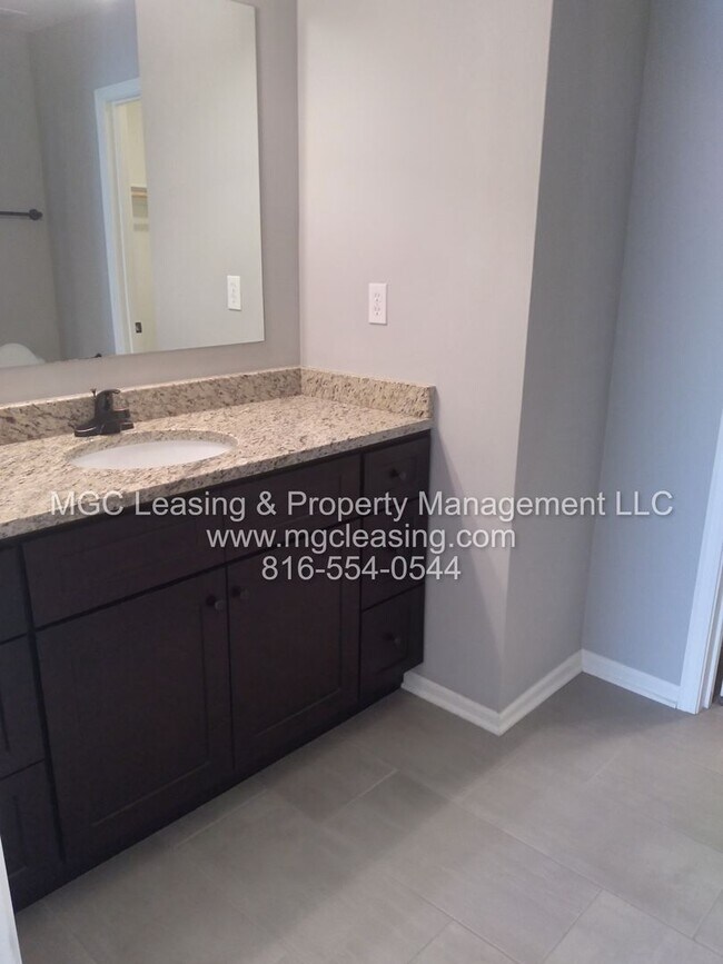Building Photo - SERRANO, DURANGO LUXURY TOWNHOME: COMMUTER...