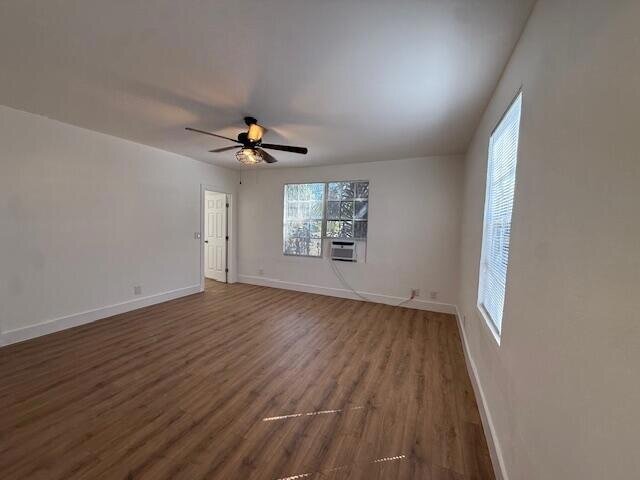 Building Photo - 904 4th St