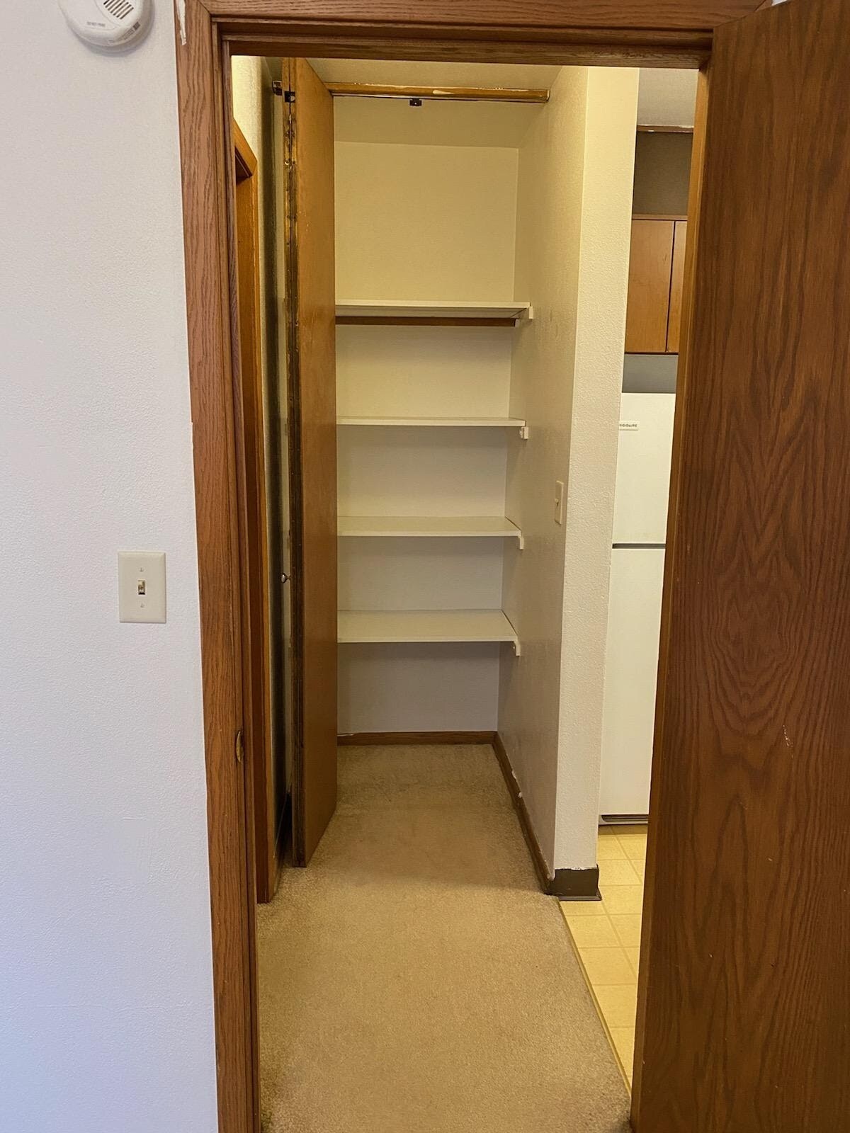 Pantry - 1022 Arkwright St N