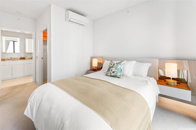 Building Photo - Luxury 2-Bedroom Rental at A‘ali‘i – Ocean Views & High-End Comfort