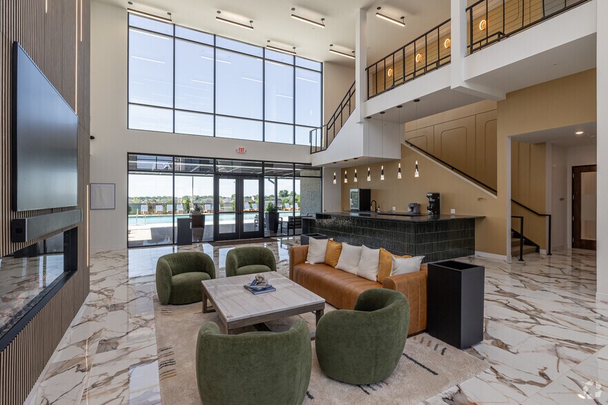 Clubhouse - 102 West Crossing Apartments