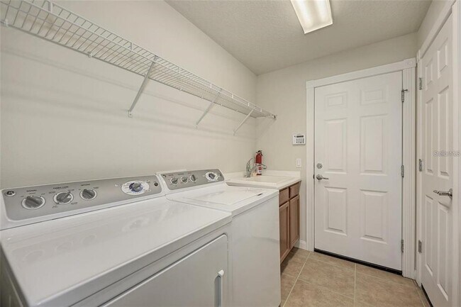 Building Photo - 6083 Benevento Dr