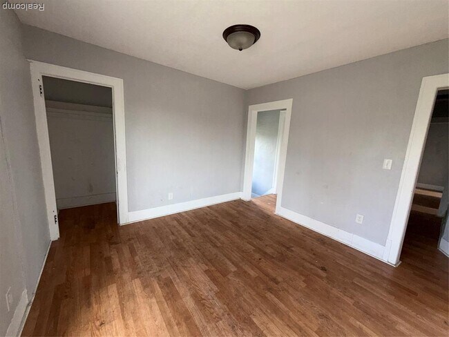 Building Photo - 2174 Springle St