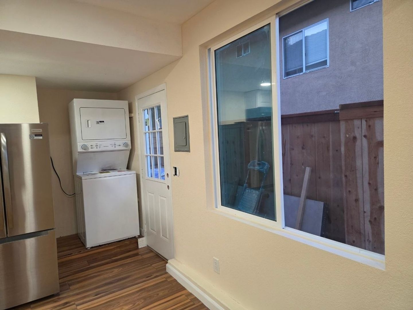 Building Photo - 3430 Corte Viejo