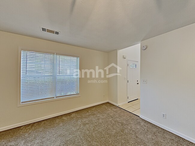 Building Photo - 1067 Woodsong Pass Ct