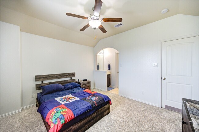 Building Photo - 21419 Lindell Run Dr