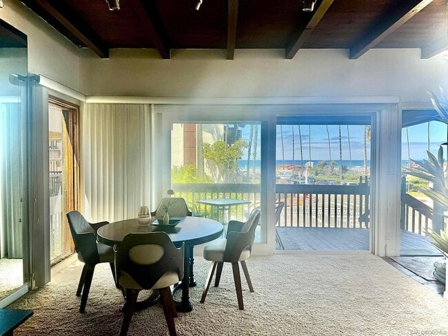 Building Photo - 8151 Camino Del Oro