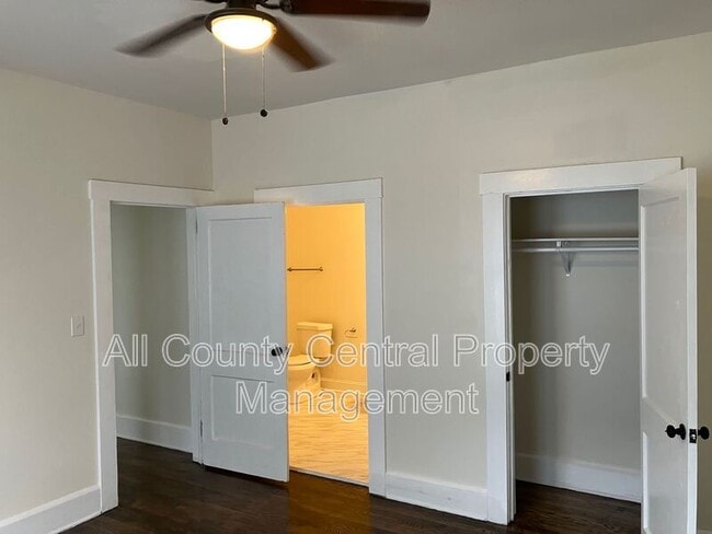 Building Photo - 2725 23rd St SW