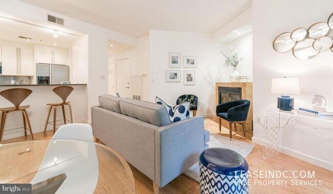 Building Photo - 1300 13th St NW