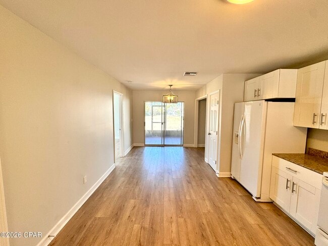 Building Photo - 3124 Meadow St