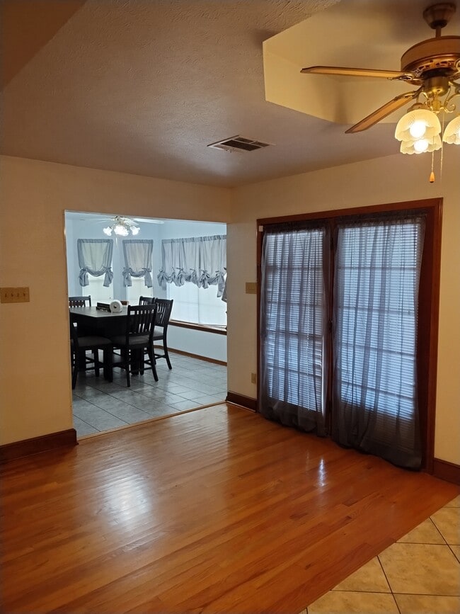 Building Photo - 4315 Genoa Rd