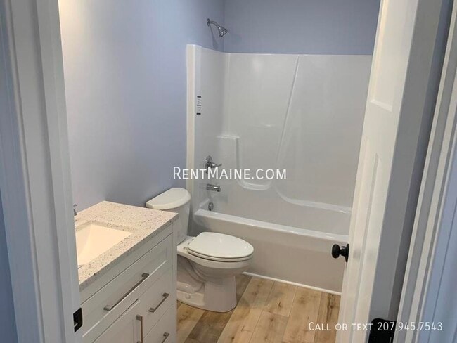 Building Photo - 14 Wildwood Dr