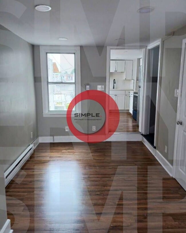 Primary Photo - 130 S 12th St