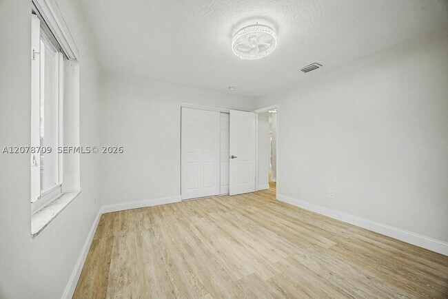Building Photo - 9541 SW 165th St