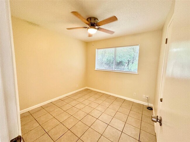 Building Photo - 5206 Regency Cove