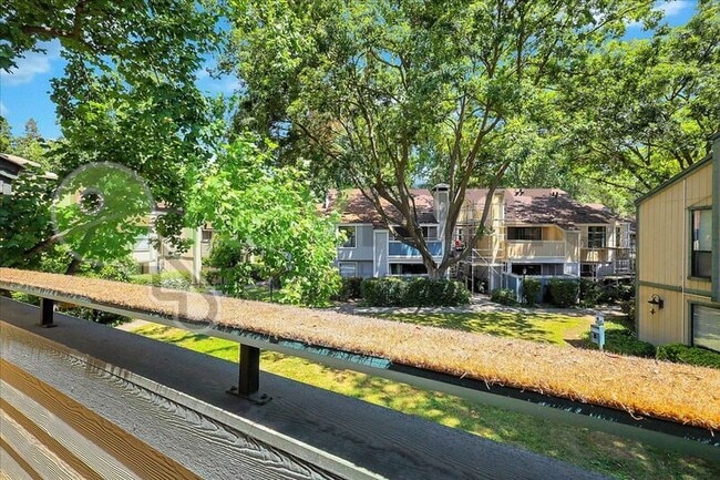 Building Photo - 600 Del Verde Cir