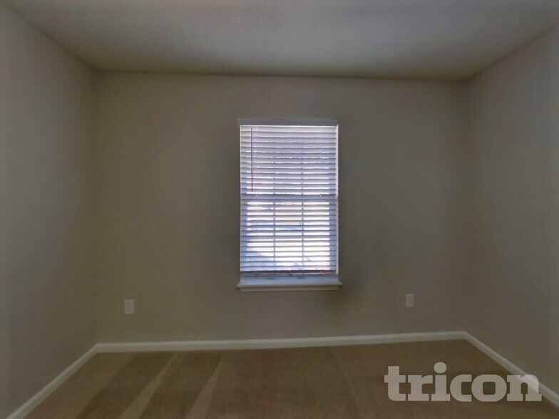 Building Photo - 3784 Lauren Crest Ct