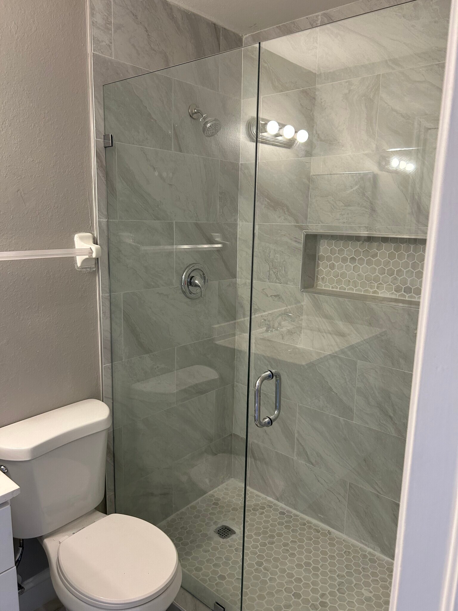 Building Photo - 2914 Santa Barbara Blvd