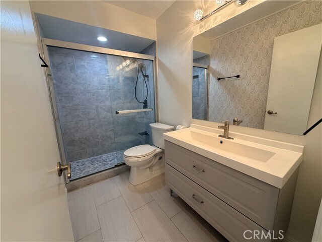 Building Photo - 2257 Poppy Ave