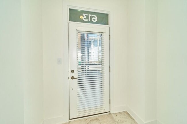 Building Photo - Sweet 2 Bed 2 Full Bath Downtown Indy Condo with Balcony Views!