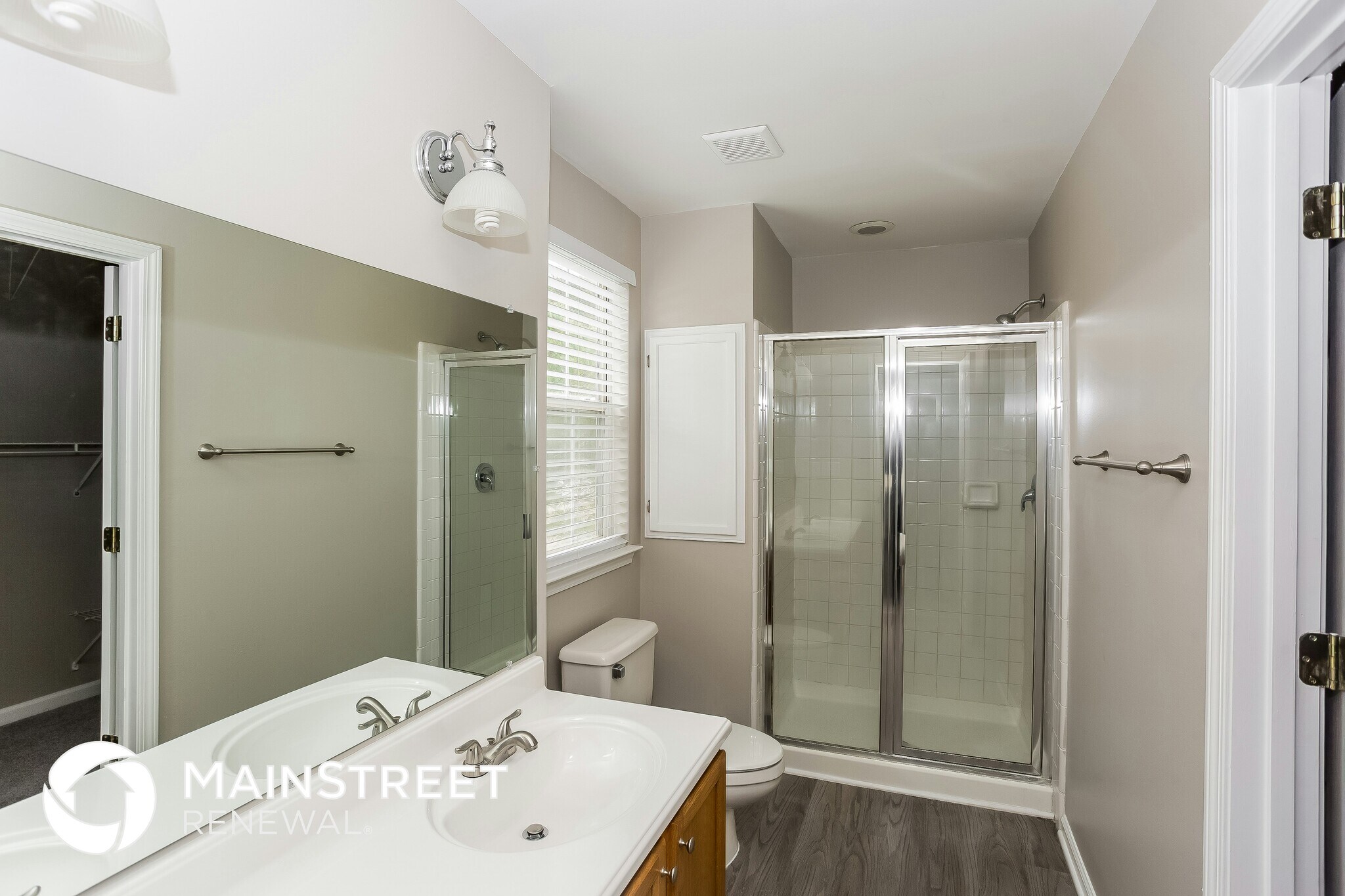 Building Photo - 3030 Edmonton Pl