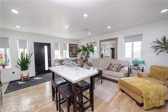 Building Photo - 3457 W 75th St