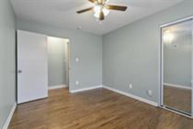 Building Photo - 4104 Clark Ave