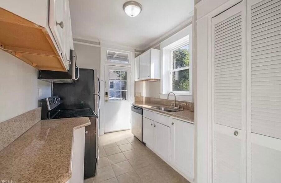 Building Photo - 214 Lucile Ave