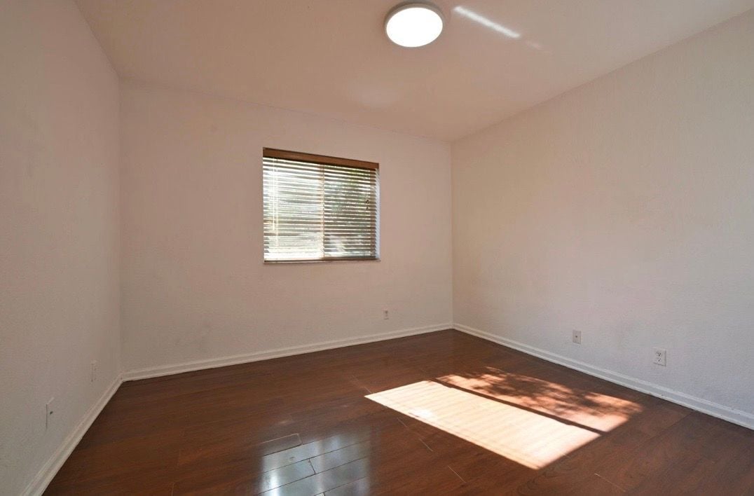Building Photo - 2789 S Evergreen Cir