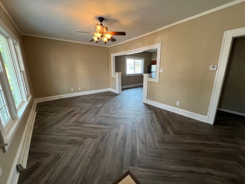 Building Photo - 3840 Olive Ave