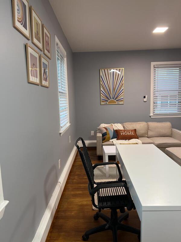Building Photo - 508 Elm St