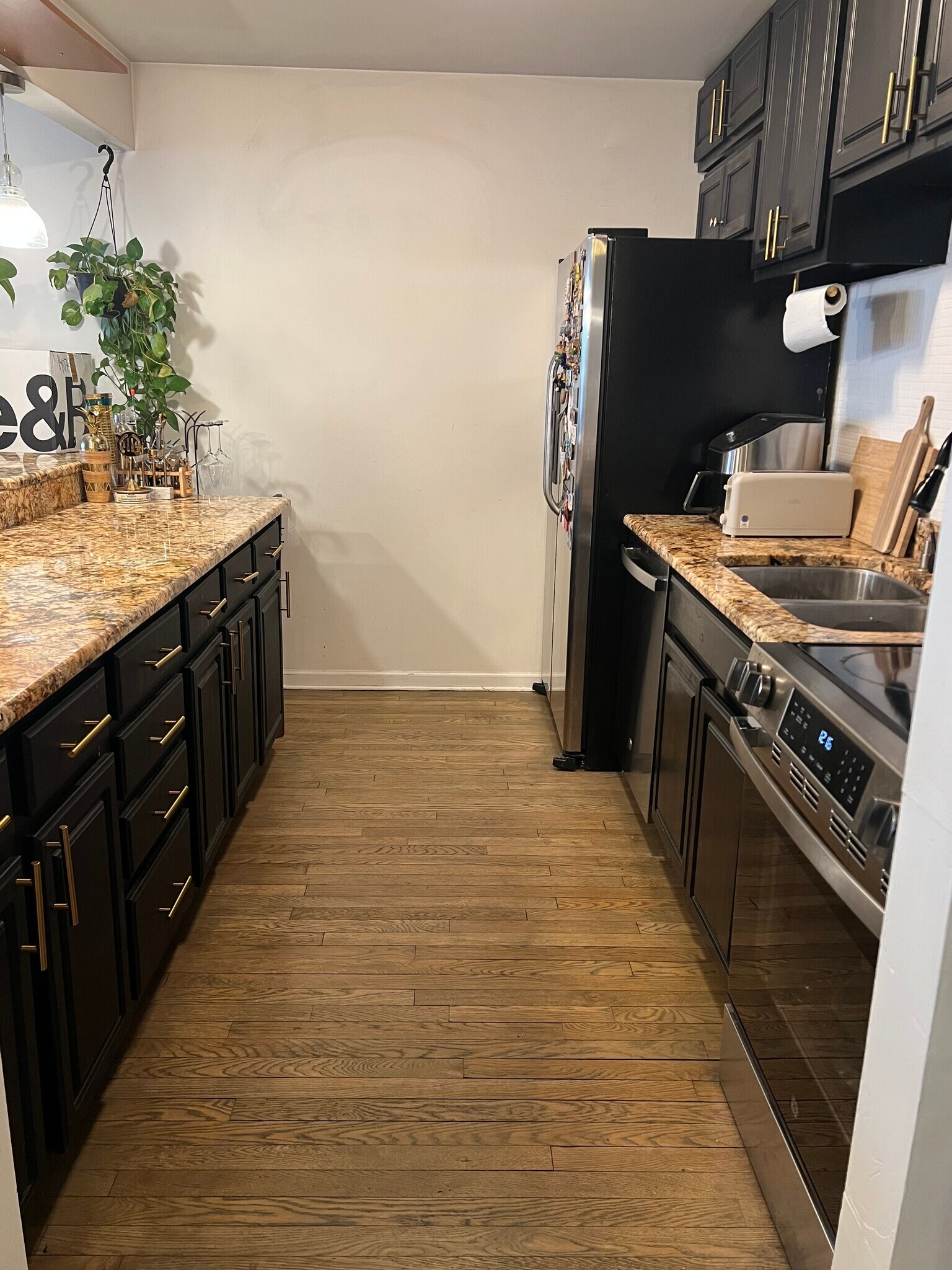 kitchen - 200 N Dearborn St