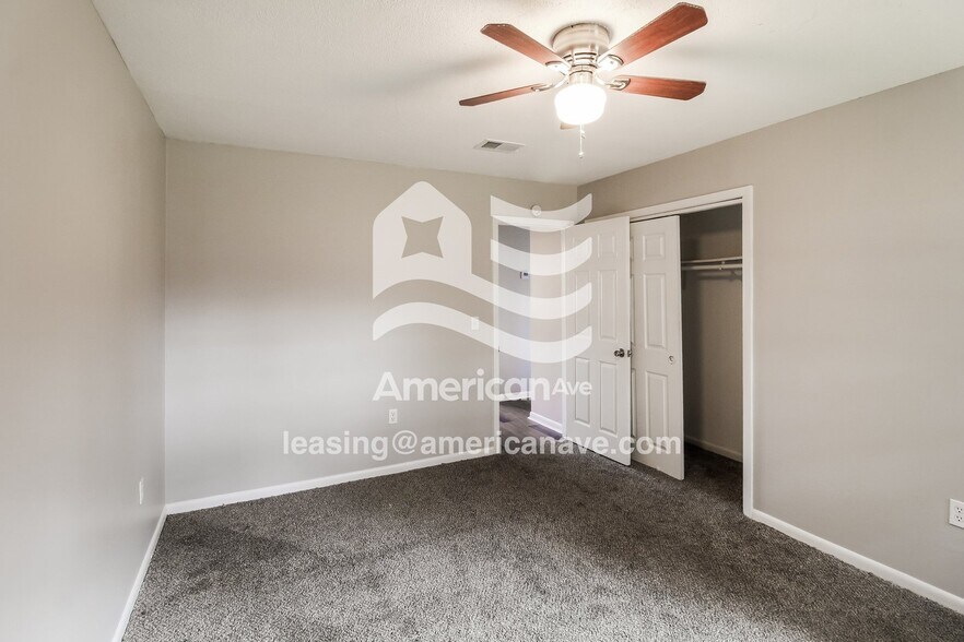 Building Photo - 103 Galahad Dr