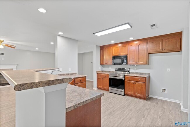 Building Photo - 171 Ranier St