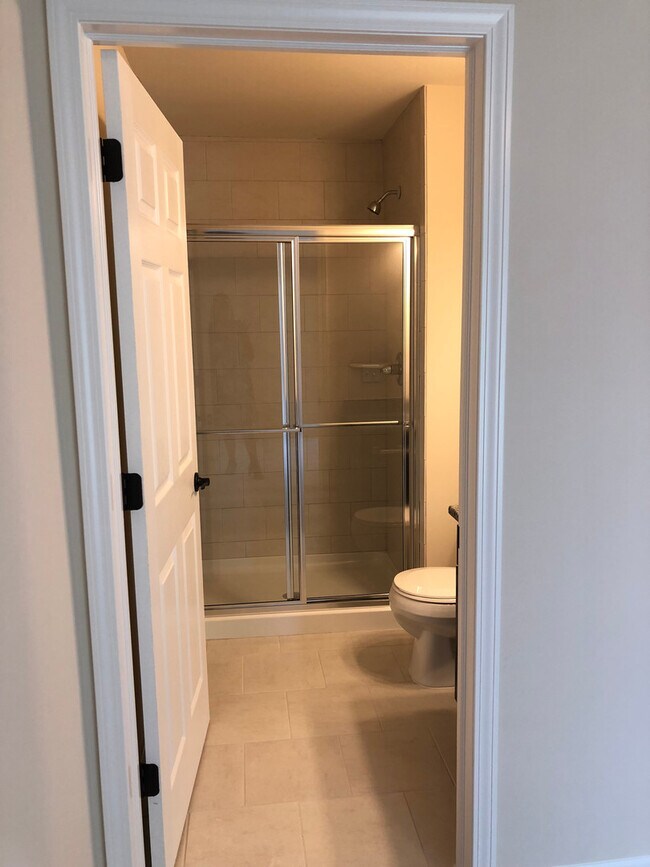Building Photo - 8171 Promenade Dr