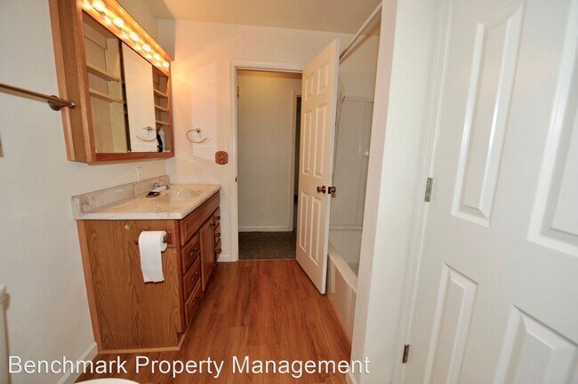 Building Photo - 4 br, 1 bath House - 224 S. 2nd Ave