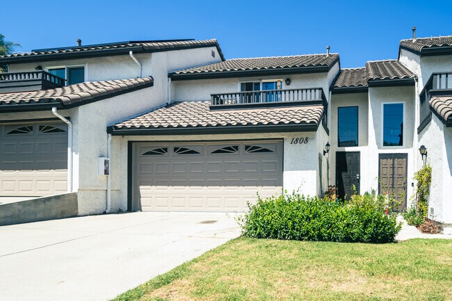 Building Photo - 1808 Cottonwood Ave