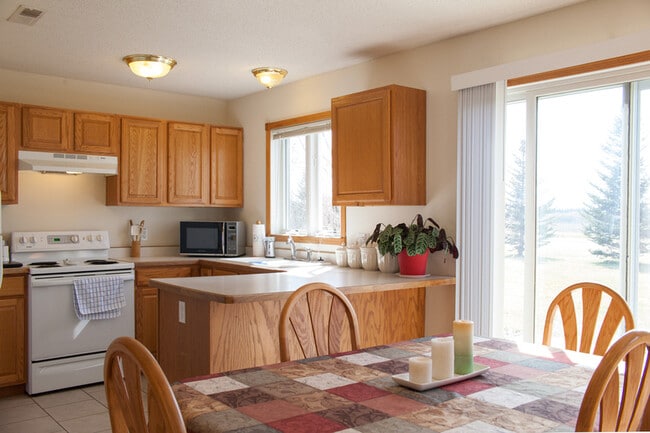 Building Photo - 433 15th Ave