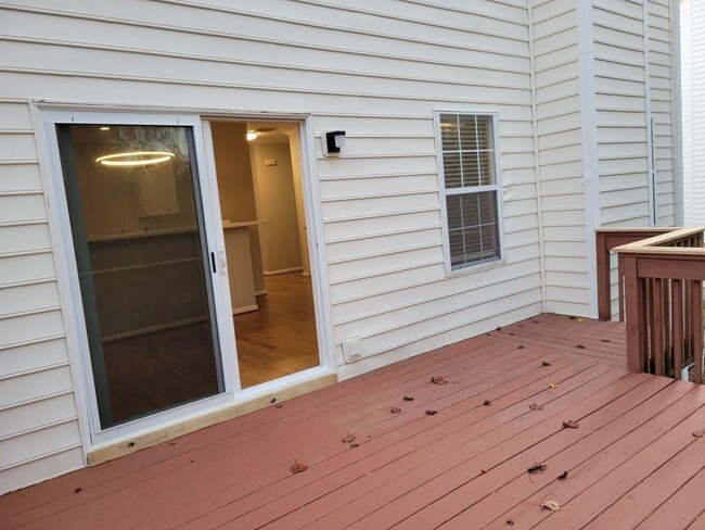 Building Photo - 9875 Lauren Hall Ct