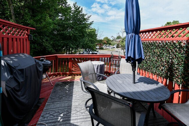 Building Photo - 1401 Deep Gorge Ct