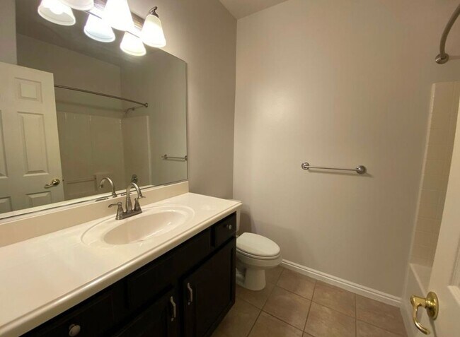Building Photo - SPACIOUS HOME FOR RENT IN CORAL CANYON