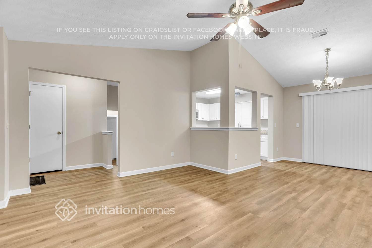 Building Photo - 3728 Adamsville Dr SW