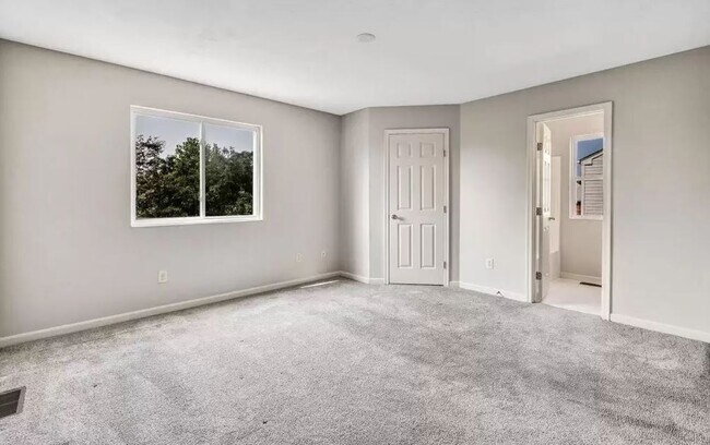 Building Photo - 2311 Adams Creek Dr
