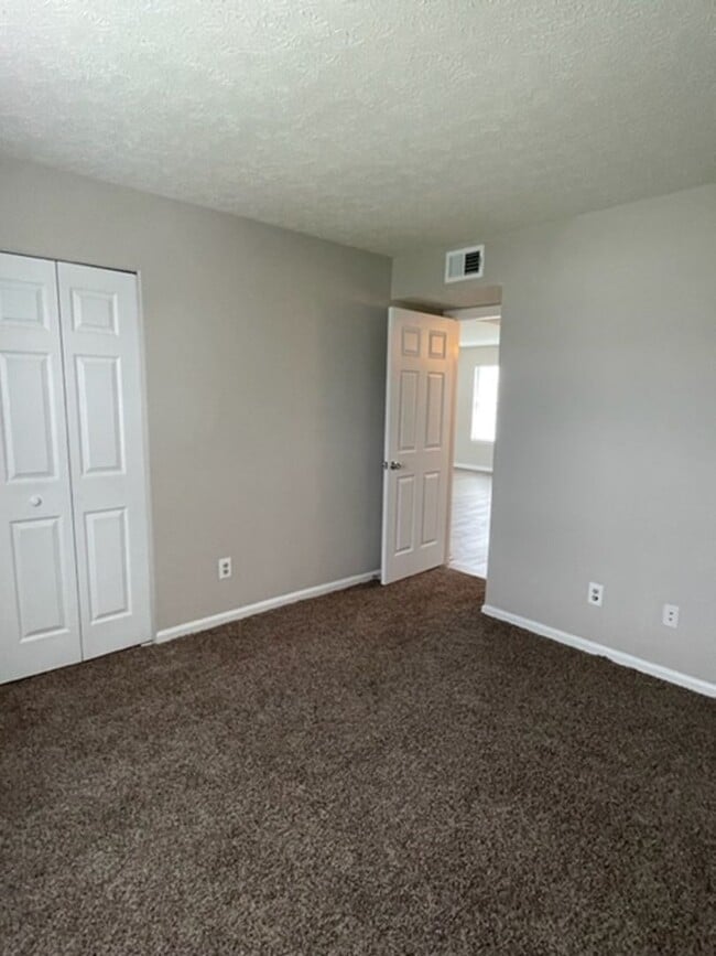 Building Photo - 2841 Frontier Ct
